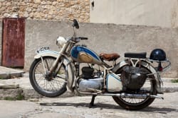 Bollo moto d’epoca: cosa prevede tra regole costi ed esenzioni Bollo moto d’epoca: cosa prevede tra regole costi ed esenzioni