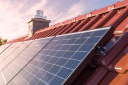Fotovoltaico in Italia: vantaggi, crescita, incentivi e futuro dell’energia solare Fotovoltaico in Italia: vantaggi, crescita, incentivi e futuro dell’energia solare