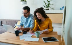 Pensione integrativa con stipendio di 2.000 euro: quanto versare per massimizzare la rendita Pensione integrativa con stipendio di 2.000 euro: quanto versare per massimizzare la rendita