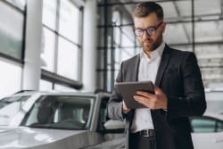 RC Auto, quanto si paga oggi: i dati IVASS dell’ultimo trimestre 2025