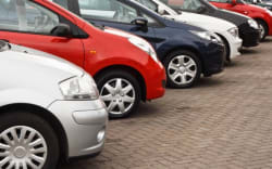 Parcheggio contromano: sanzioni e regole Parcheggio contromano: sanzioni e regole