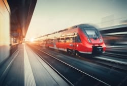 Caro Pasqua: con crisi Medio Oriente nuovi rincari per treni e aerei Caro Pasqua: con crisi Medio Oriente nuovi rincari per treni e aerei