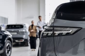 Criteri scelta auto c Vladislav LR