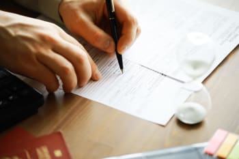 persona firma documenti persona firma documenti