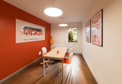 Ufficio 2 con luce creata Ufficio 2 con luce creata