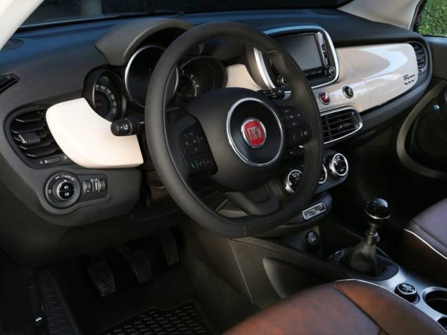 auto continua la rivoluzione elettrica ecco la nuova 500 auto continua la rivoluzione elettrica ecco la nuova 500