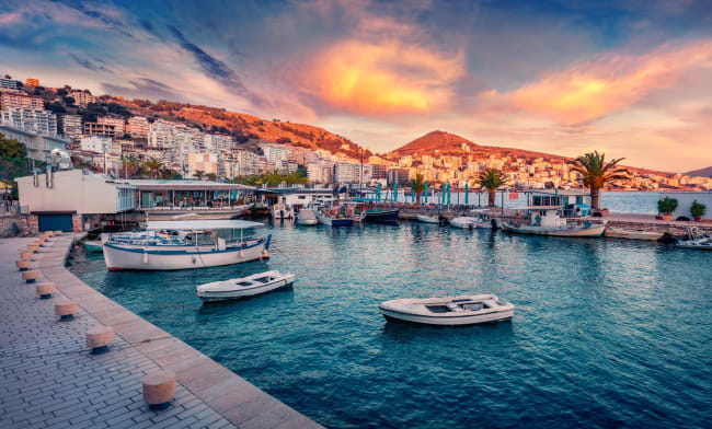 Porto di Saranda, Albania Porto di Saranda, Albania