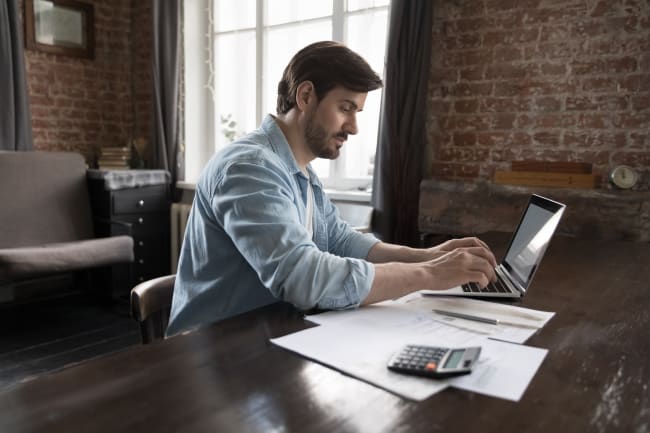 Uomo cerca offerte online Uomo cerca offerte online