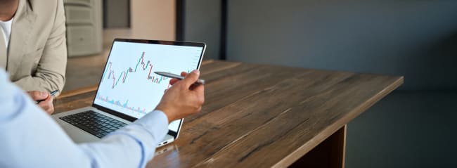 Persone che investono