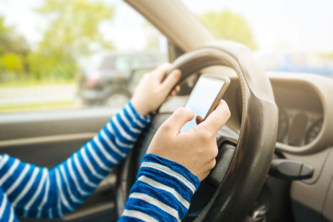 19 milioni di automobilisti italiani hanno commesso infrazioni nello scorso anno limiti di velocita uso del cellulare e mancata distanza le piu comuni 19 milioni di automobilisti italiani hanno commesso infrazioni nello scorso anno limiti di velocita uso del cellulare e mancata distanza le piu comuni