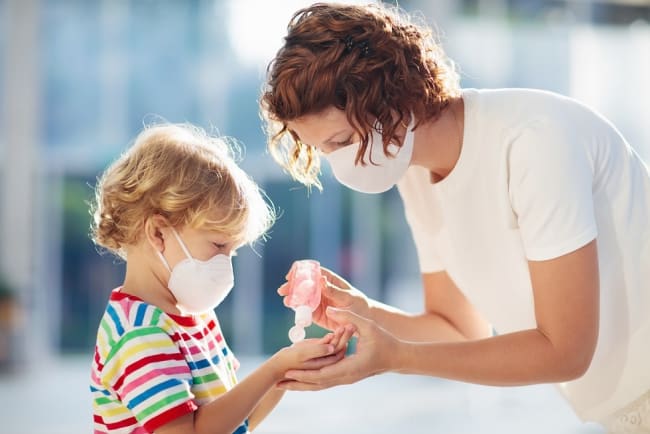 830 000 genitori hanno dovuto rinunciare a curare i figli per ragioni economiche