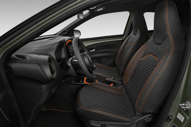 TOYOTA Aygo X interno TOYOTA Aygo X interno