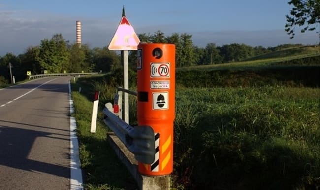 auto oltre 105 mln di automobilisti non rispettano i limiti di velocita auto oltre 105 mln di automobilisti non rispettano i limiti di velocita