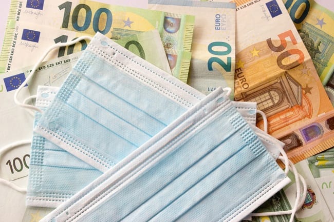 covid e banconote 9 milioni non le useranno piu per paura del contagio covid e banconote 9 milioni non le useranno piu per paura del contagio