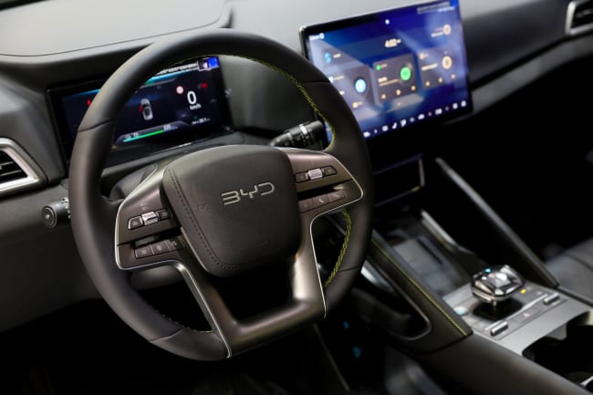 interno auto byd