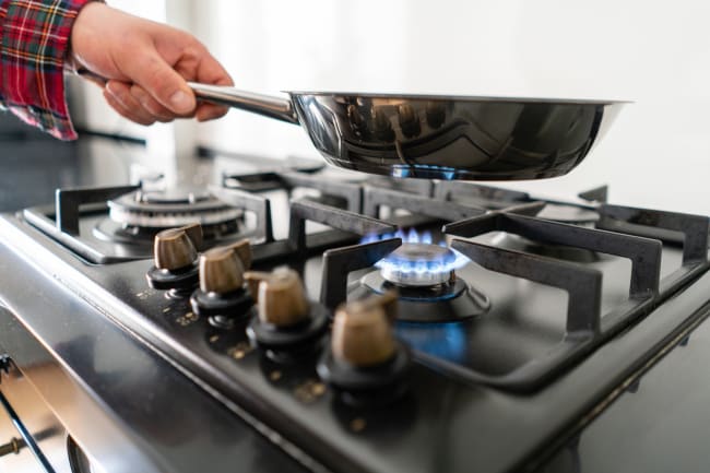 Persona che cucina