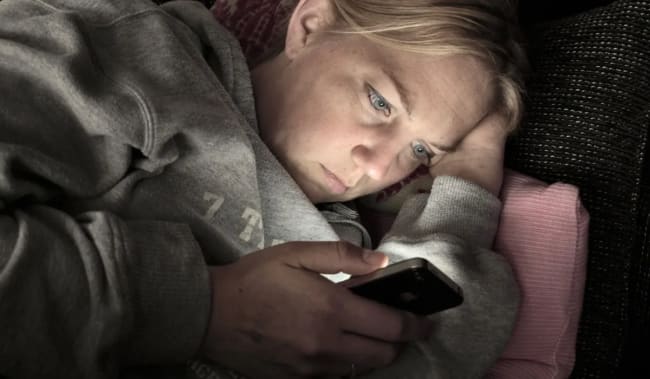 telefonia mobile news la dipendenza da smartphone causa disturbi del sonno telefonia mobile news la dipendenza da smartphone causa disturbi del sonno