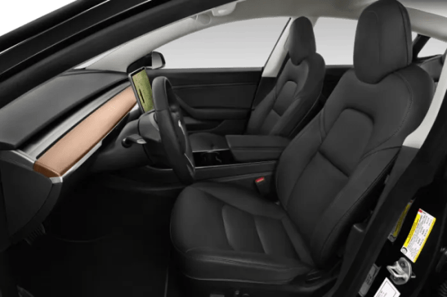 Tesla Model 3 interni Tesla Model 3 interni