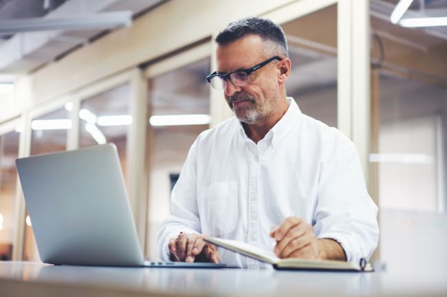 uomo cerca finanziamento online uomo cerca finanziamento online