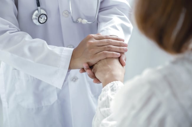 Medico con paziente licenza standard c Orathai