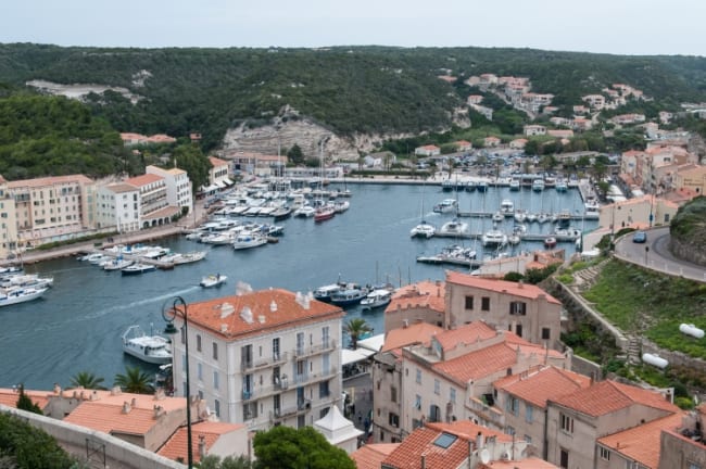 corsica norme per regolamentare il mercato immobiliare e dei mutui