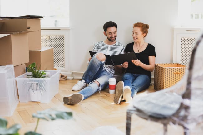 giovane coppia sorridente giovane coppia sorridente