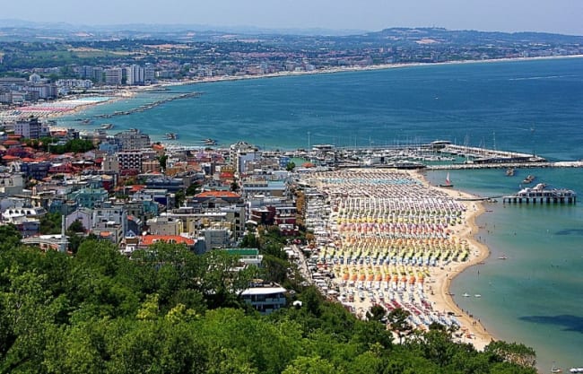 investire al mare la riviera romagnola torna alla sua vivacita investire al mare la riviera romagnola torna alla sua vivacita