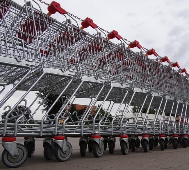 inflazione italiani a caccia di promozioni su cibo e bevande inflazione italiani a caccia di promozioni su cibo e bevande