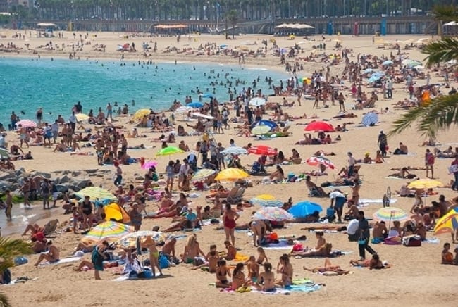 stessa spiaggia ma piu cara l estate 2024 si presenta difficile stessa spiaggia ma piu cara l estate 2024 si presenta difficile
