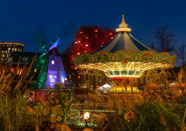 con i bimbi a copenaghen i 2 parchi divertimenti piu antichi al mondo con i bimbi a copenaghen i 2 parchi divertimenti piu antichi al mondo