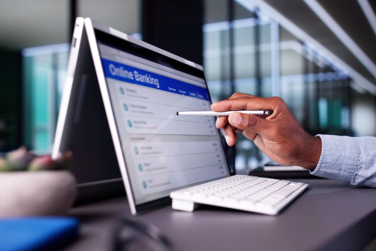 Conto corrente Fineco luglio 2025: nessun canone per gli under 30