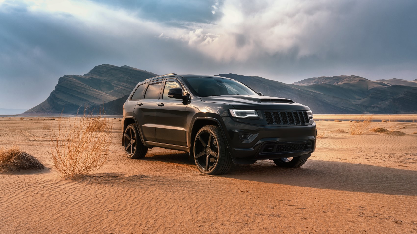 SUV crossover a noleggio a luglio 2025: a partire da 173€ al mese con Jeep Avenger, Nissan Juke e Peugeot 3008