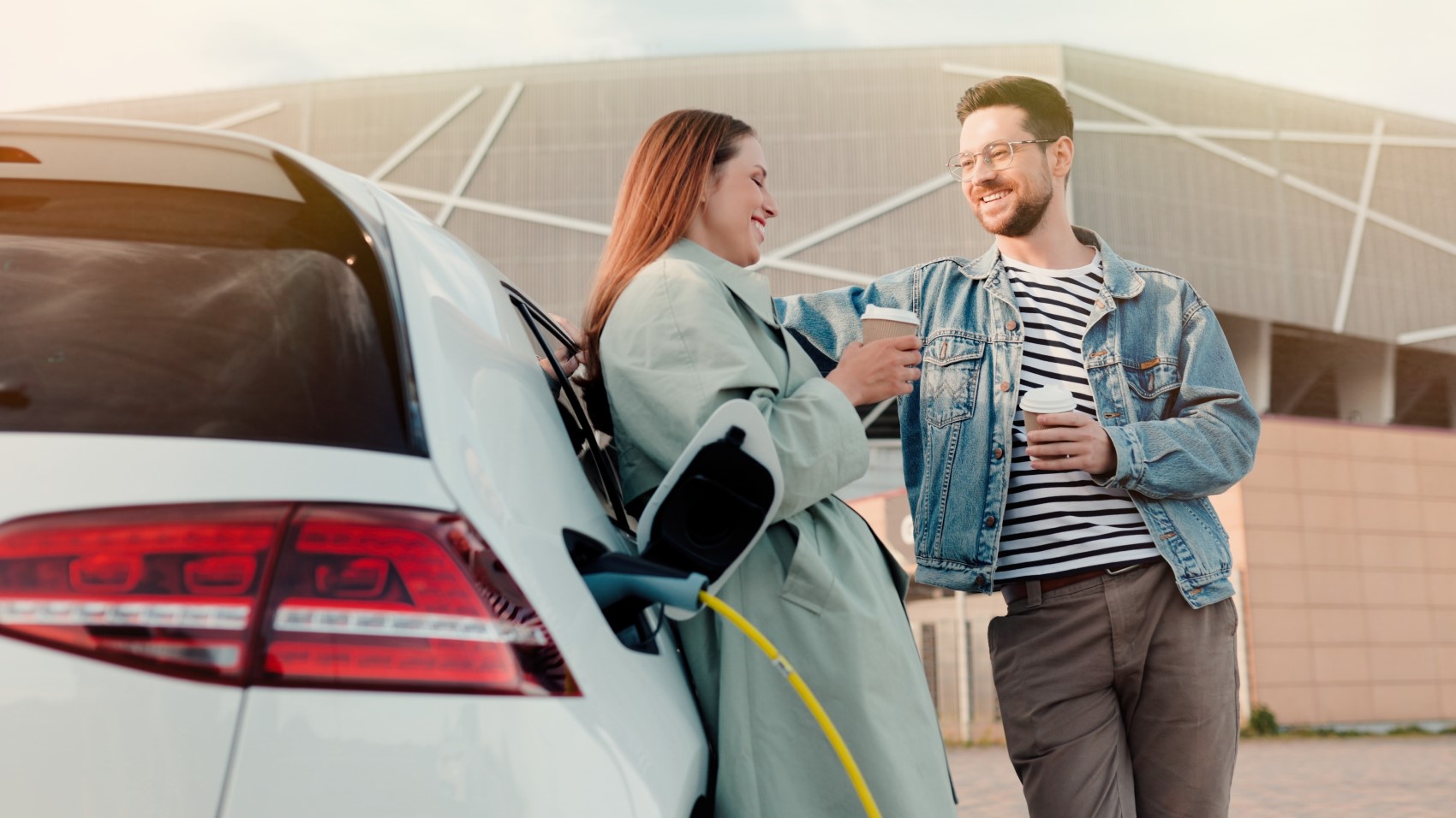 Le offerte di auto elettriche a noleggio lungo termine di dicembre 2025