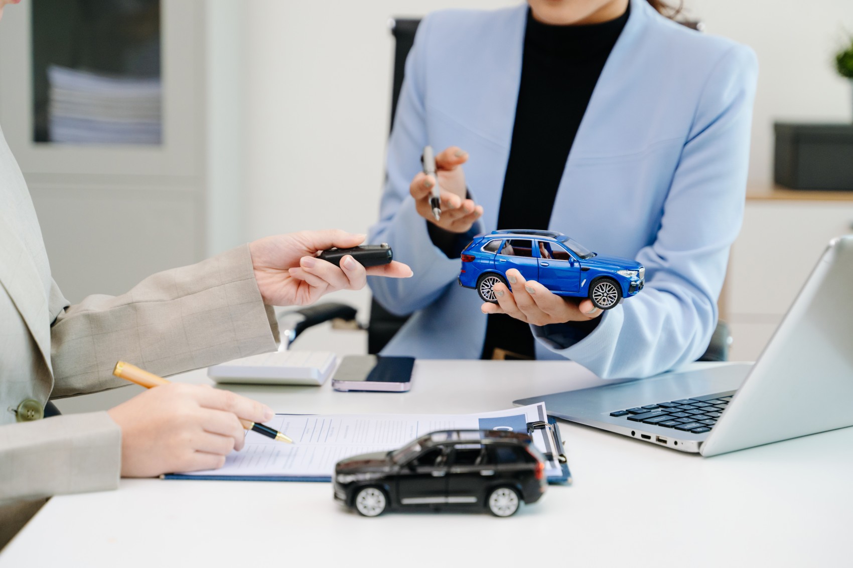 Incentivi auto 2026: Ecobonus, rottamazione e bonus veicoli elettrici e usati a basse emissioni