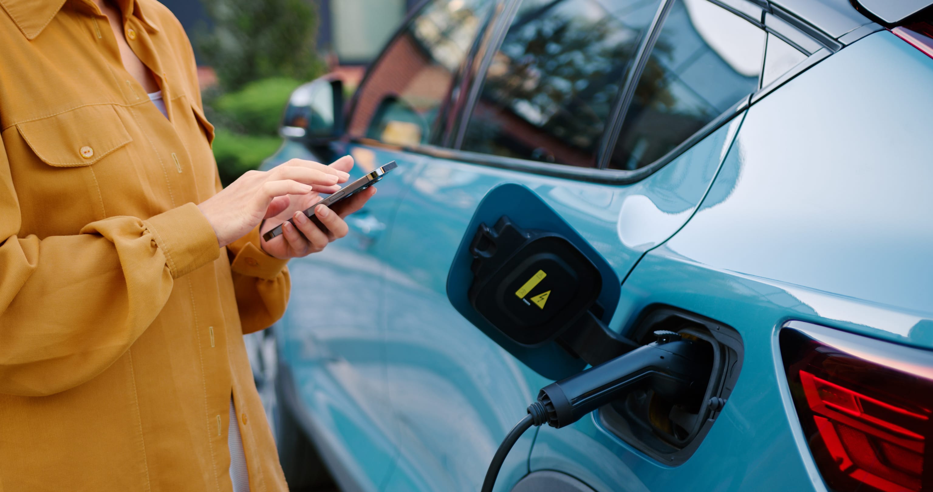 Crisi di Hormuz, le auto elettriche hanno evitato 20 miliardi di dollari di petrolio: l’Italia supera gli Stati Uniti