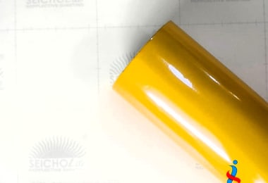 Promo spesial diskon hingga 50% untuk semua produk elektronik dengan latar belakang biru dan ilustrasi shopping bag