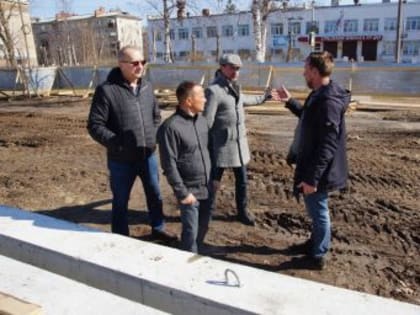 Начались работы по установке стелы «Город трудовой доблести»