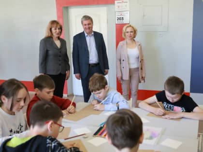 Дмитрий Морев подвел итоги работы городских лагерей для школьников