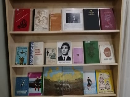 «След мой по ветру не развеян…»