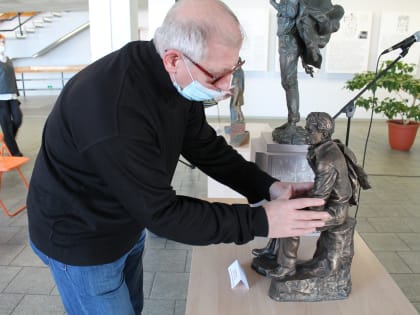 В Архангельской областной научной библиотеке им. Н. А. Добролюбова начался инклюзивный проект