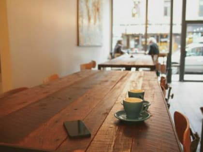 В Госдуме предложили отчислять 1% со счетов в кафе в фонд помощи армии