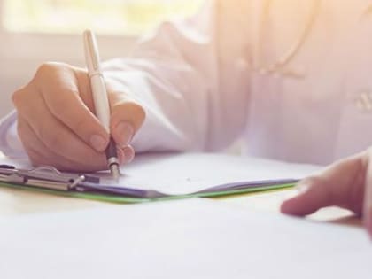 Архангельский врач написал проникновенное письмо Деду Морозу с просьбой помочь больнице