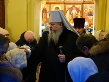 Митрополит Корнилий в праздник Обрезания Господня совершил Литургию в Новодвинске
