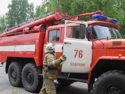 В Бобровском сельском доме культуры прошли пожарно-тактические учения