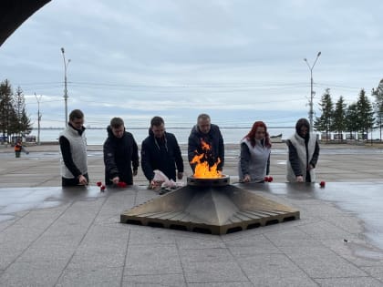 Архангельские активисты «Молодой Гвардии» почтили память жертв нацизма.