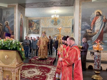 Митрополит Корнилий совершил Литургию в праздник пророка Божия Илии