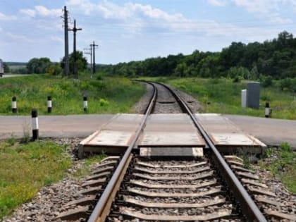 Северная железная дорога призывает водителей неукоснительно соблюдать правила дорожного движения