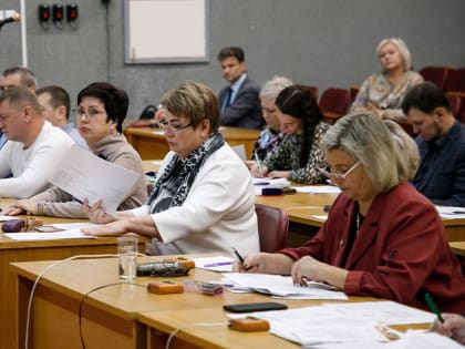 Заседание коряжемской Городской думы: доходы и расходы бюджета увеличились