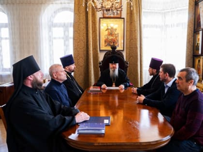 Митрополит Корнилий возглавил совещание в епархиальном управлении