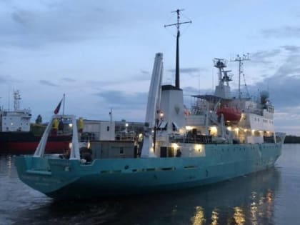 Первый в навигации 2022 года рейс «Профессора Молчанова» продлится 18 суток